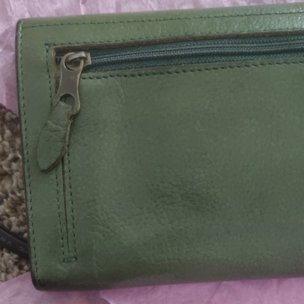 Green IL BISONTE Snap Button Closure Leather Wallet - Picture 6 of 14